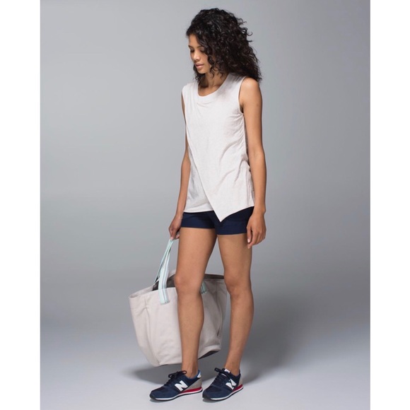 lululemon athletica Tops - Lululemon To Class Tee Heathered Dune Oatmeal